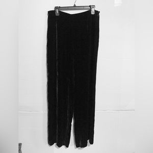 ARMANI COLLEZIONI Made in Italy Velvet pants size 12 Black